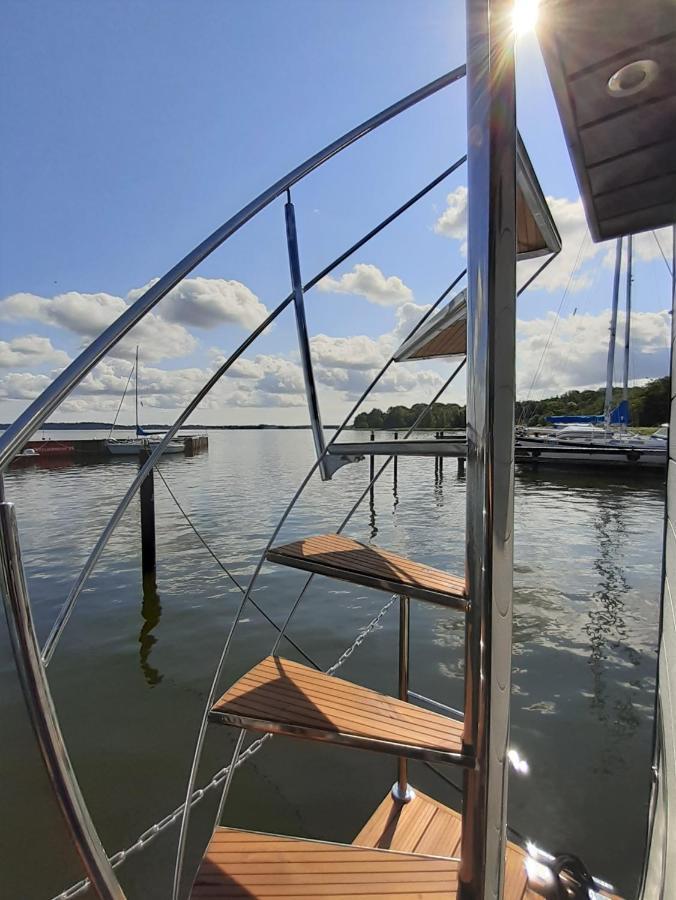 فندق Hausboot Hilja شلسفيغ المظهر الخارجي الصورة