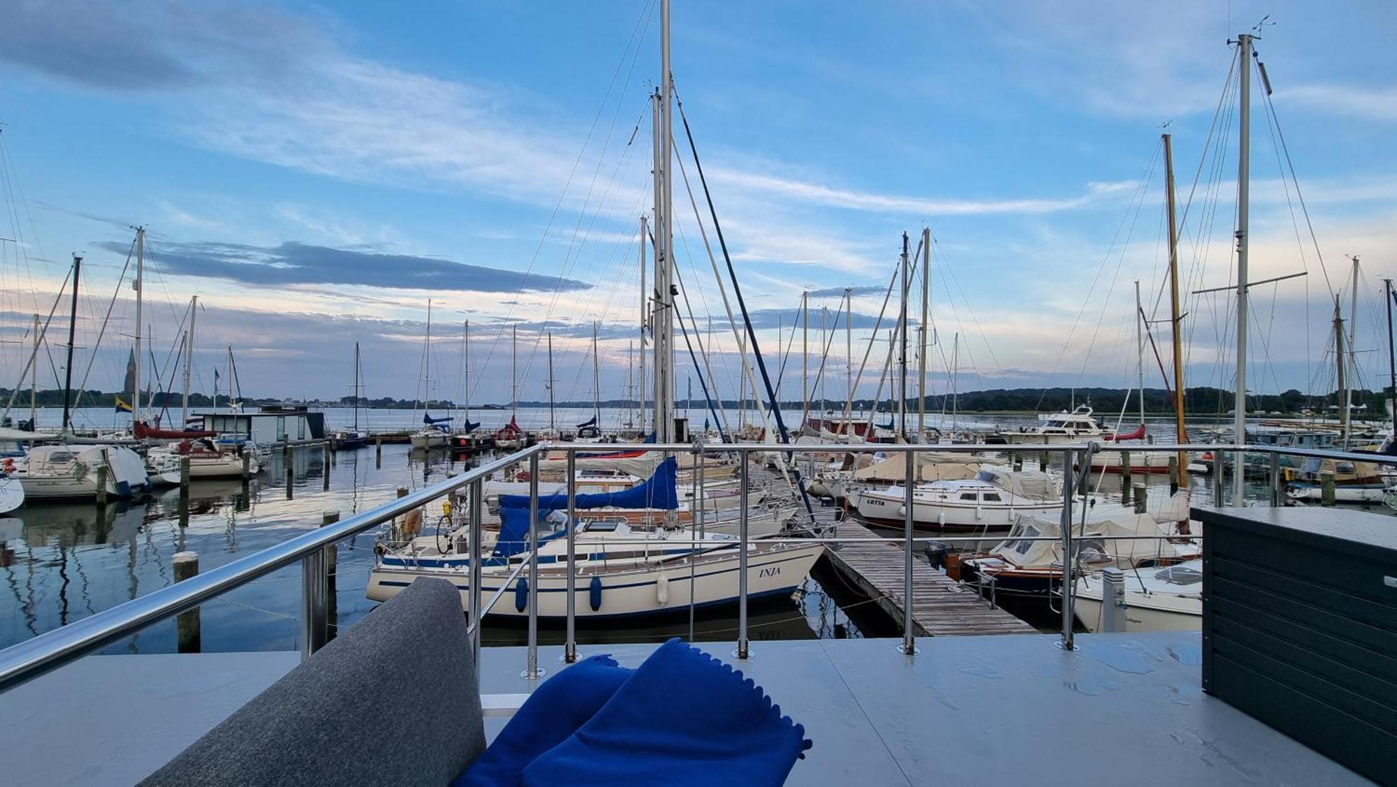 فندق Hausboot Hilja شلسفيغ المظهر الخارجي الصورة